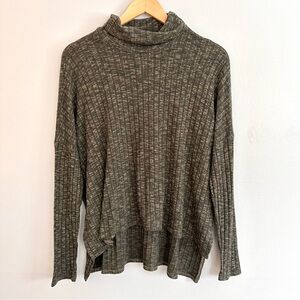 American Eagle Outfitters Olive Ribbed Turtleneck Sweater